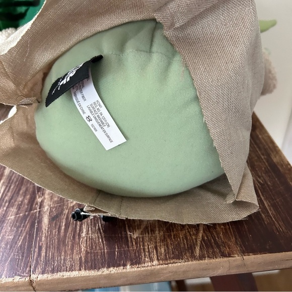 Adorable Green Alien Plush Toy - Picture 7 of 7